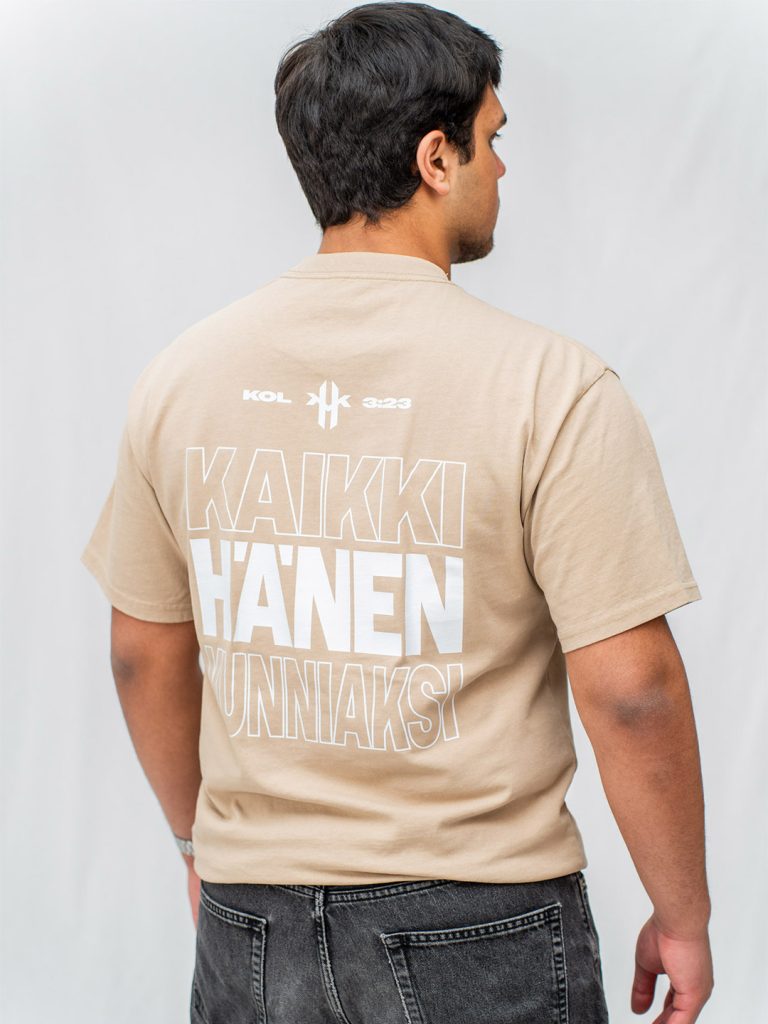 Kaikki Hänen Kunniaksi