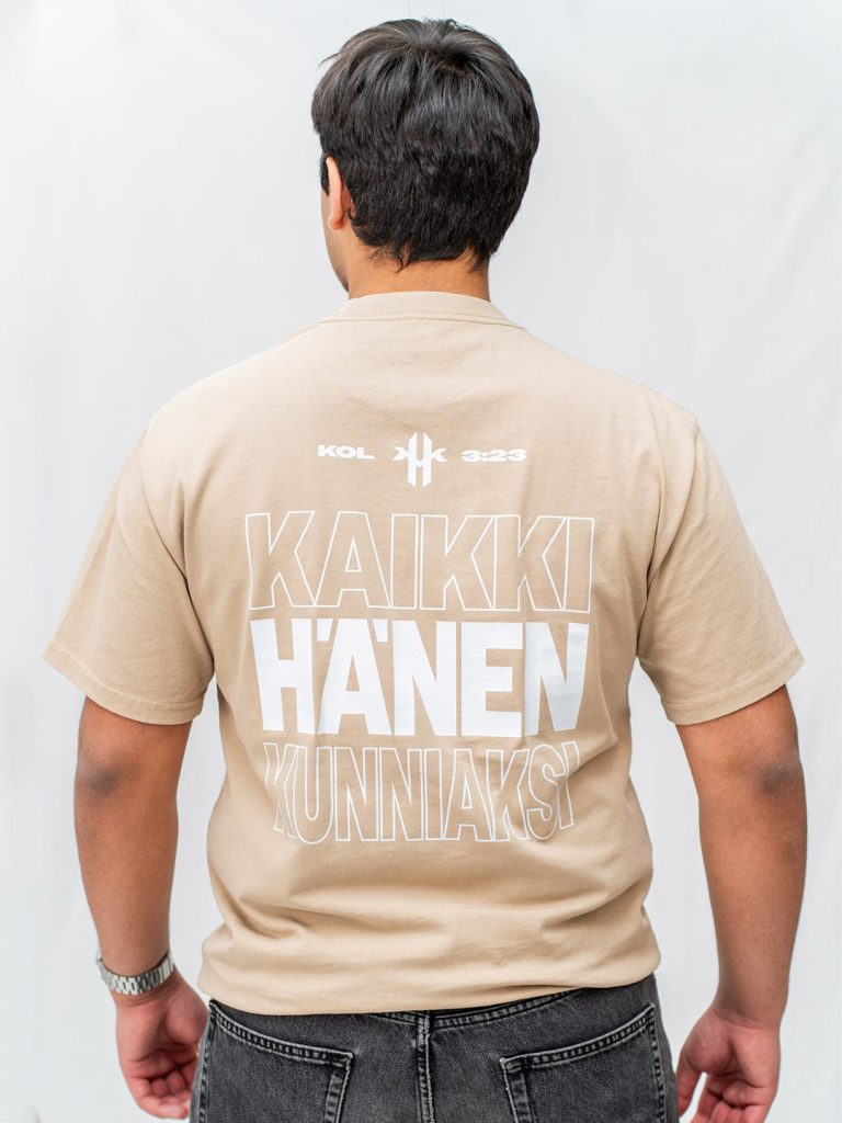 Kaikki Hänen Kunniaksi