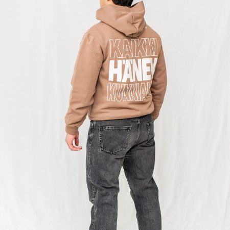 Kaikki Hänen Kunniaksi - Kuva 4